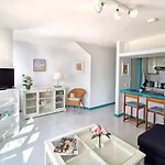 Apartamento Calypso, Completo Con Vistas Al Mar Y A La Piscina En