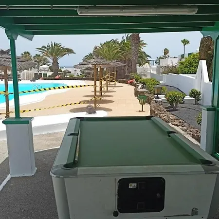 Apartment Calypso, Completo Con Vistas Al Mar Y A La Piscina En Costa Teguise