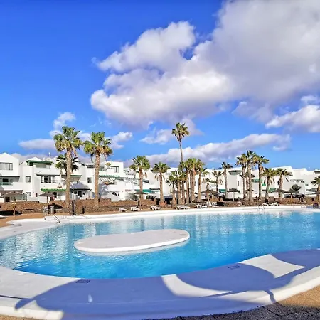 Calypso, Completo Con Vistas Al Mar Y A La Piscina En *