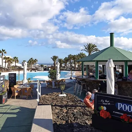 Calypso, Completo Con Vistas Al Mar Y A La Piscina En Appartement *